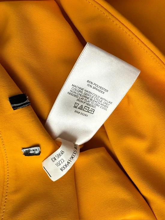 Express Scoop Neck Bodysuit - Picture 2 of 3